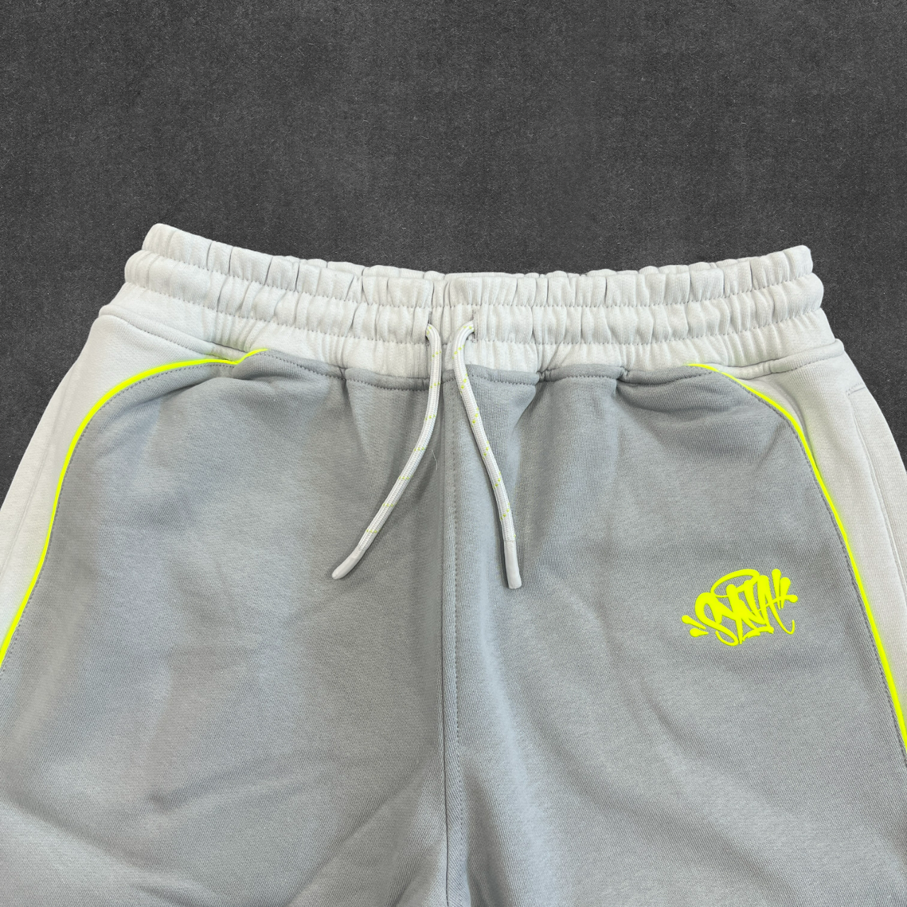 Syna World Short LightGrey